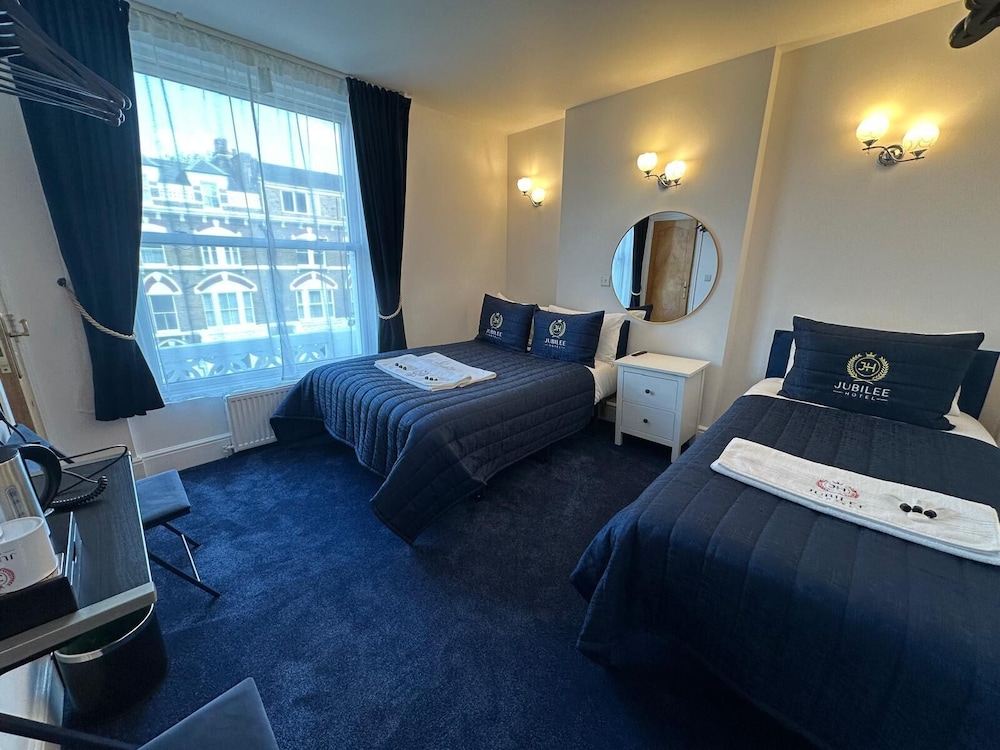 Holland Inn Hotel 35/69