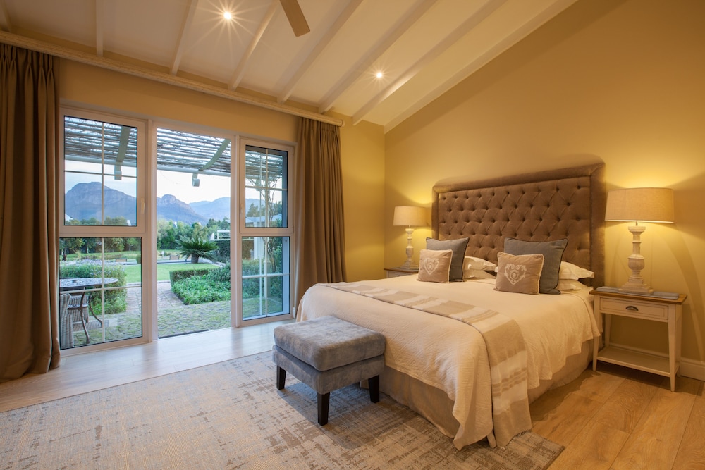 Garden Suite, Deluxe, King Bed