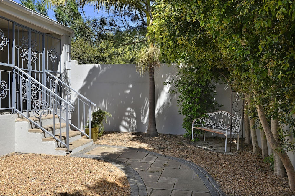 Lemon Tree Cottage 30/39