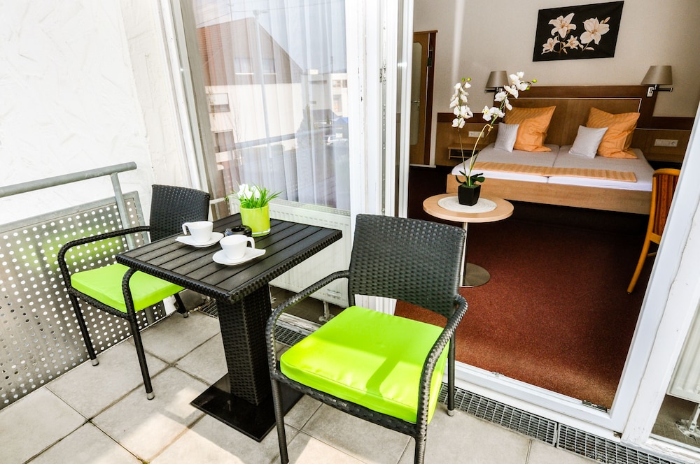 Hotel Garni Metzingen 33/49