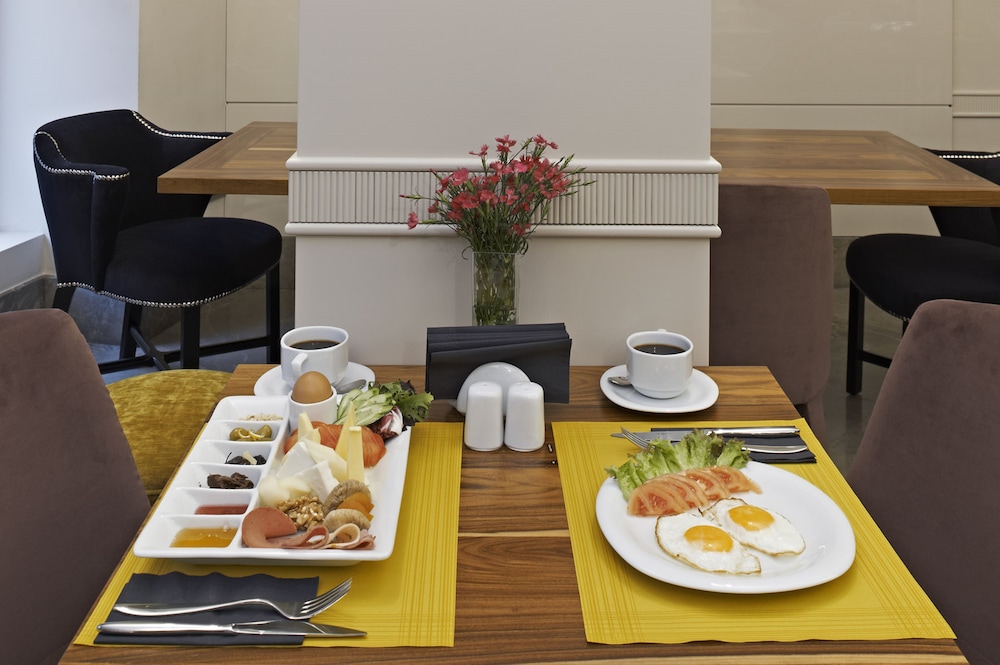 Four Points Flex by Sheraton Istanbul Taksim Square 42/54