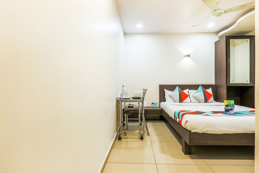 FabExpress Adore Inn 22/40