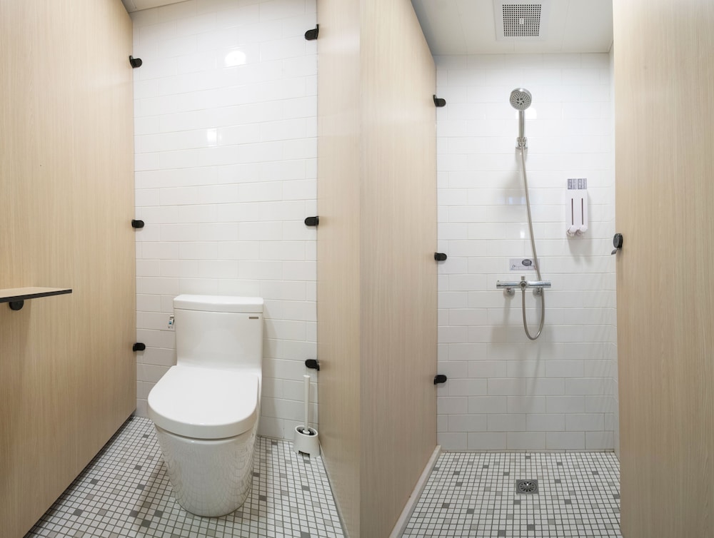 LOFT, DOUBLE BED, SHARED BATHROOM