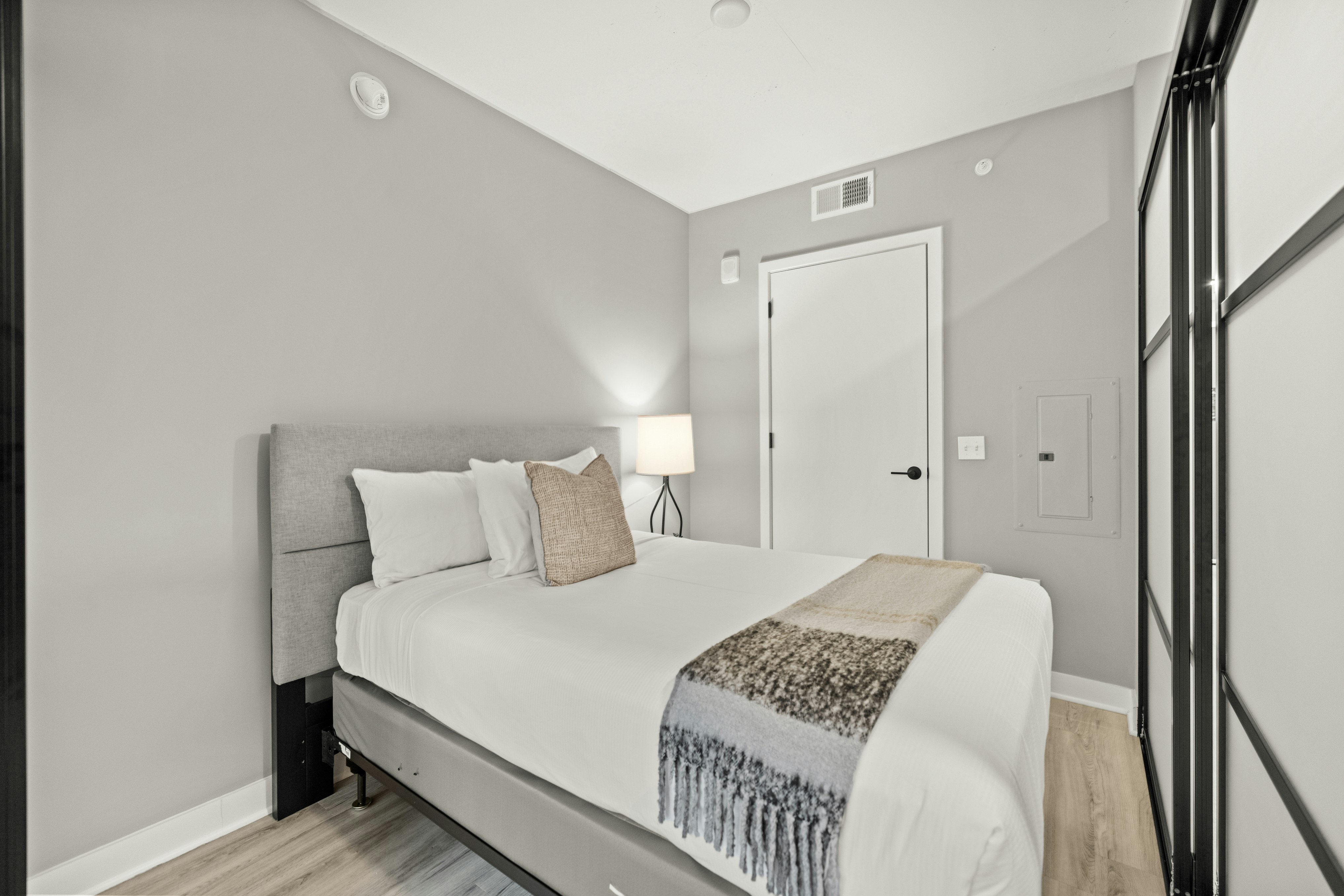 1 Bedroom, Apartment