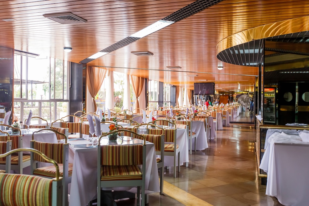 HARBOR QUERENCIA HOTEL 44/64