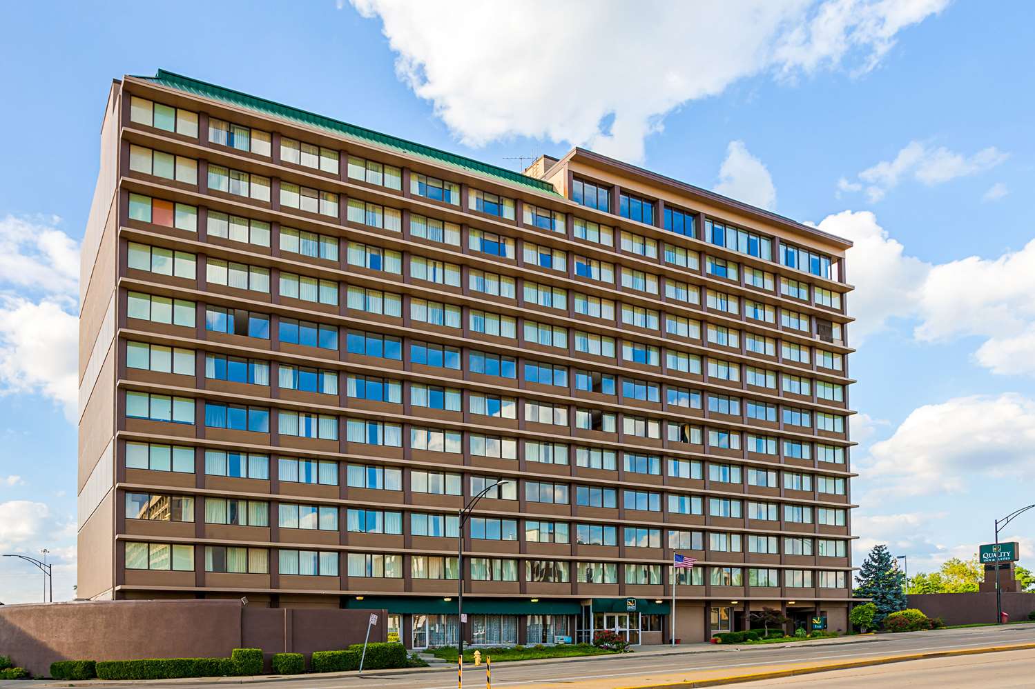 Quality Inn & Suites Cincinnati Downtown Area 6/32