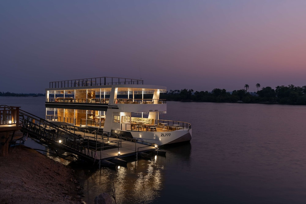 Radisson Blu Mosi-oa-Tunya Livingstone Resort 2/50