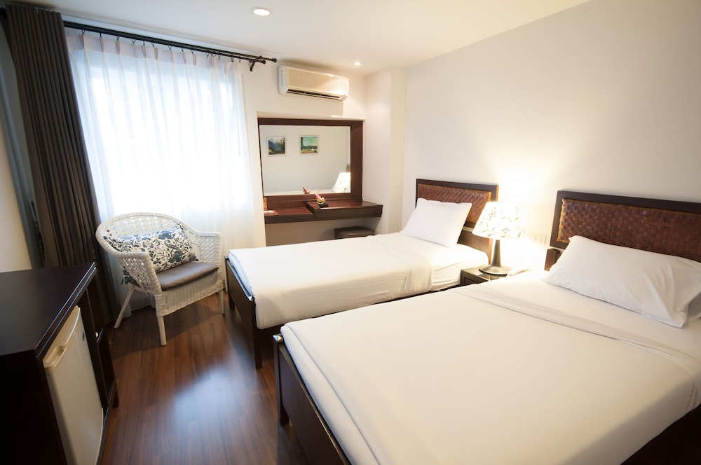 SUPERIOR, TWIN BEDS