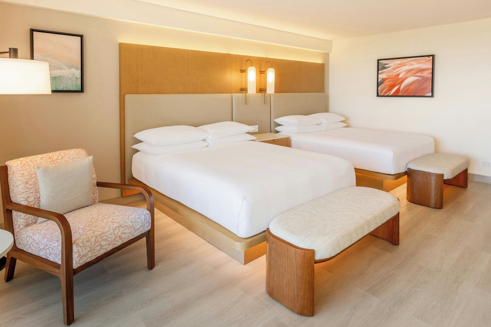 Room, 2 Queen Beds, Garden View