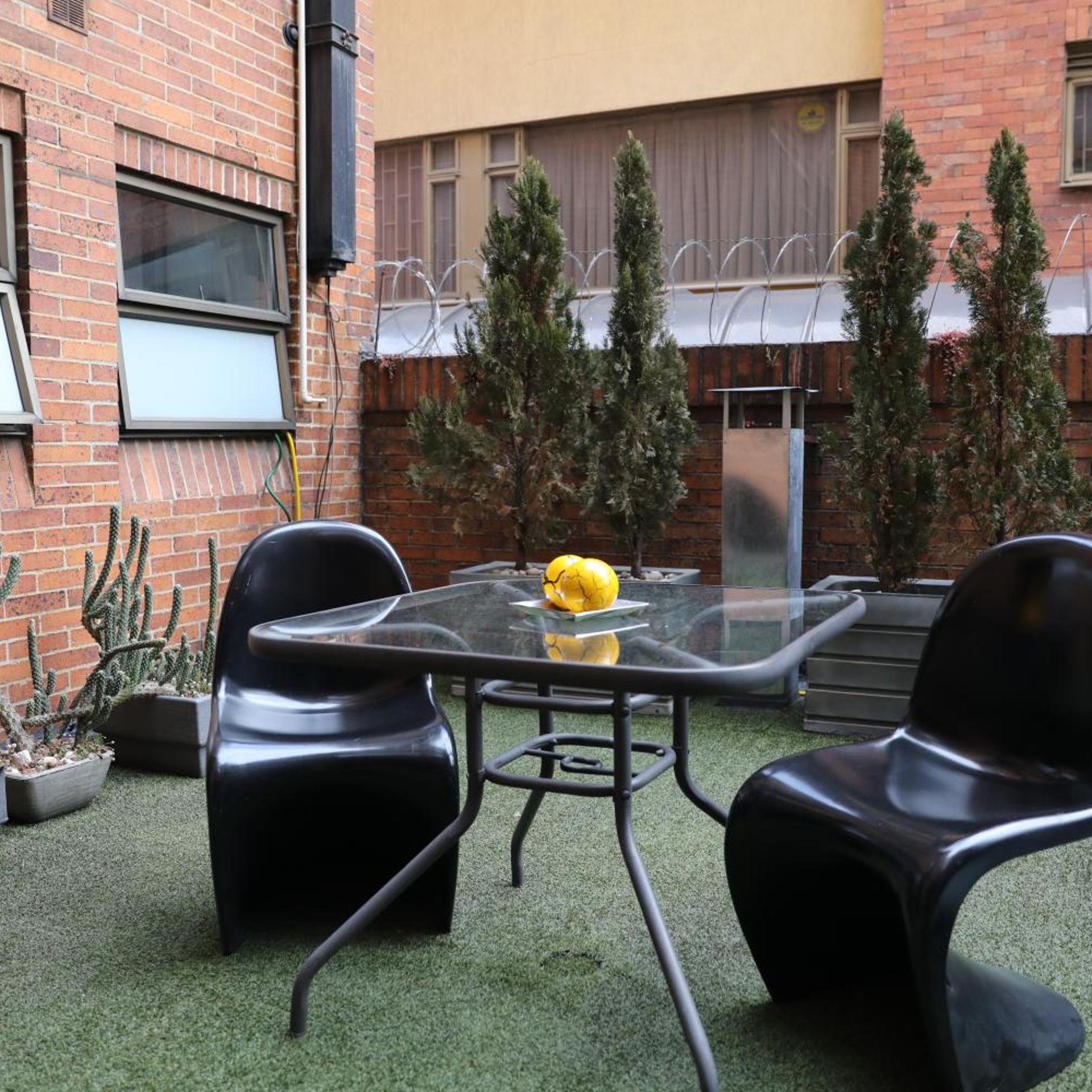 Suites 108 36/55