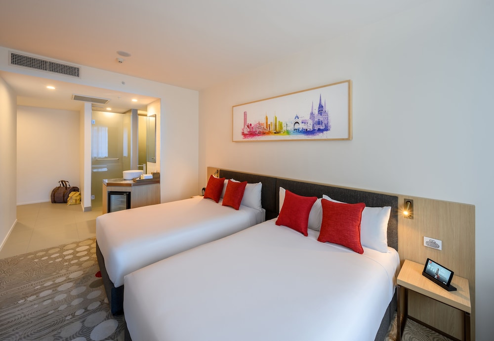SUPERIOR, 2 DOUBLE BEDS
