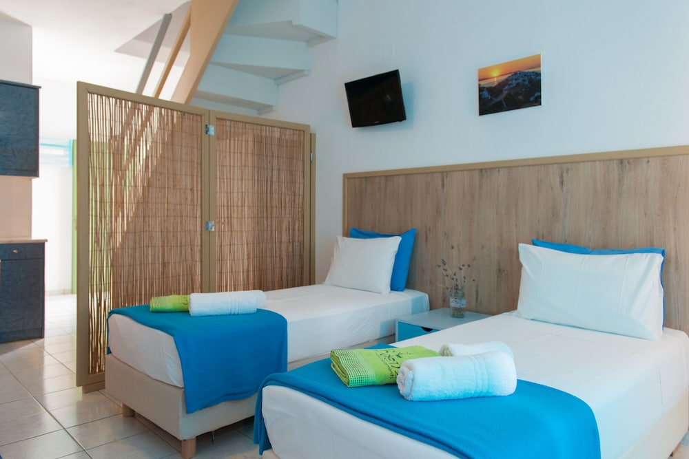 Edem Hotel Apartments 22/72