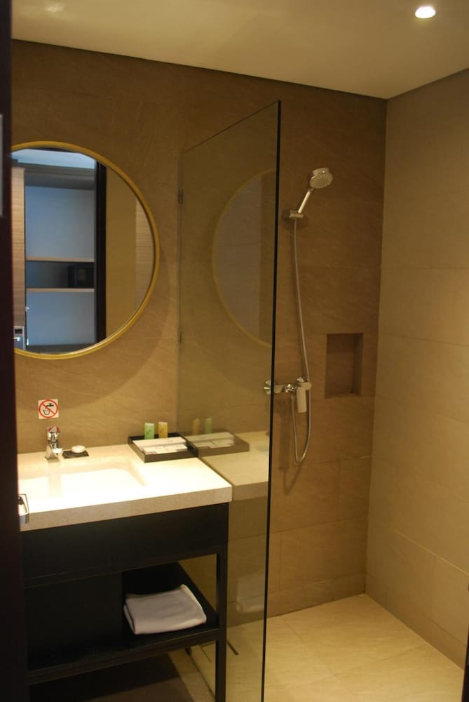 Swiss-Belinn Airport Surabaya 17/55