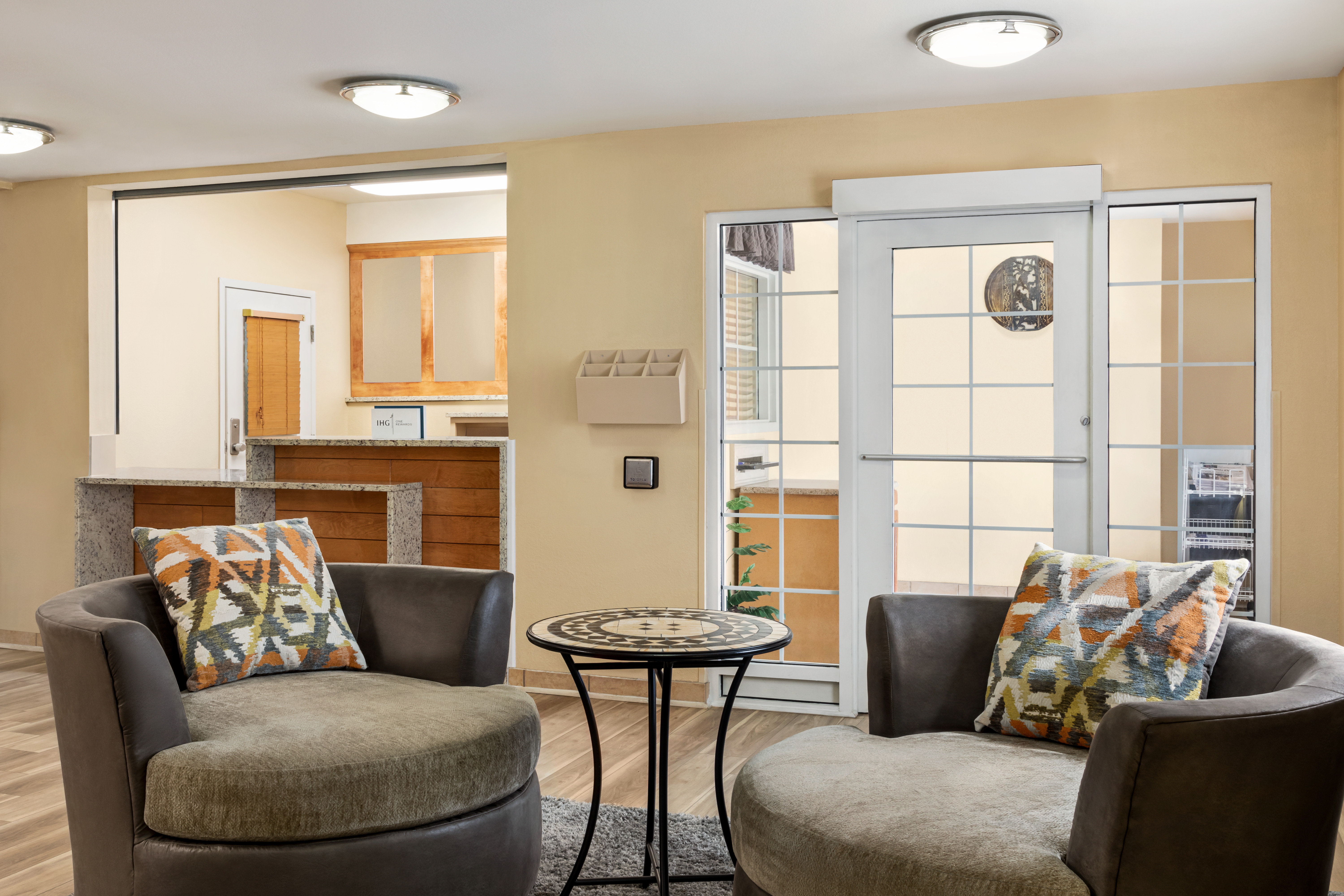 CANDLEWOOD SUITES AUGUSTA 15/24