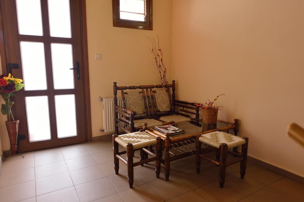 Hotel Varusha 33/43