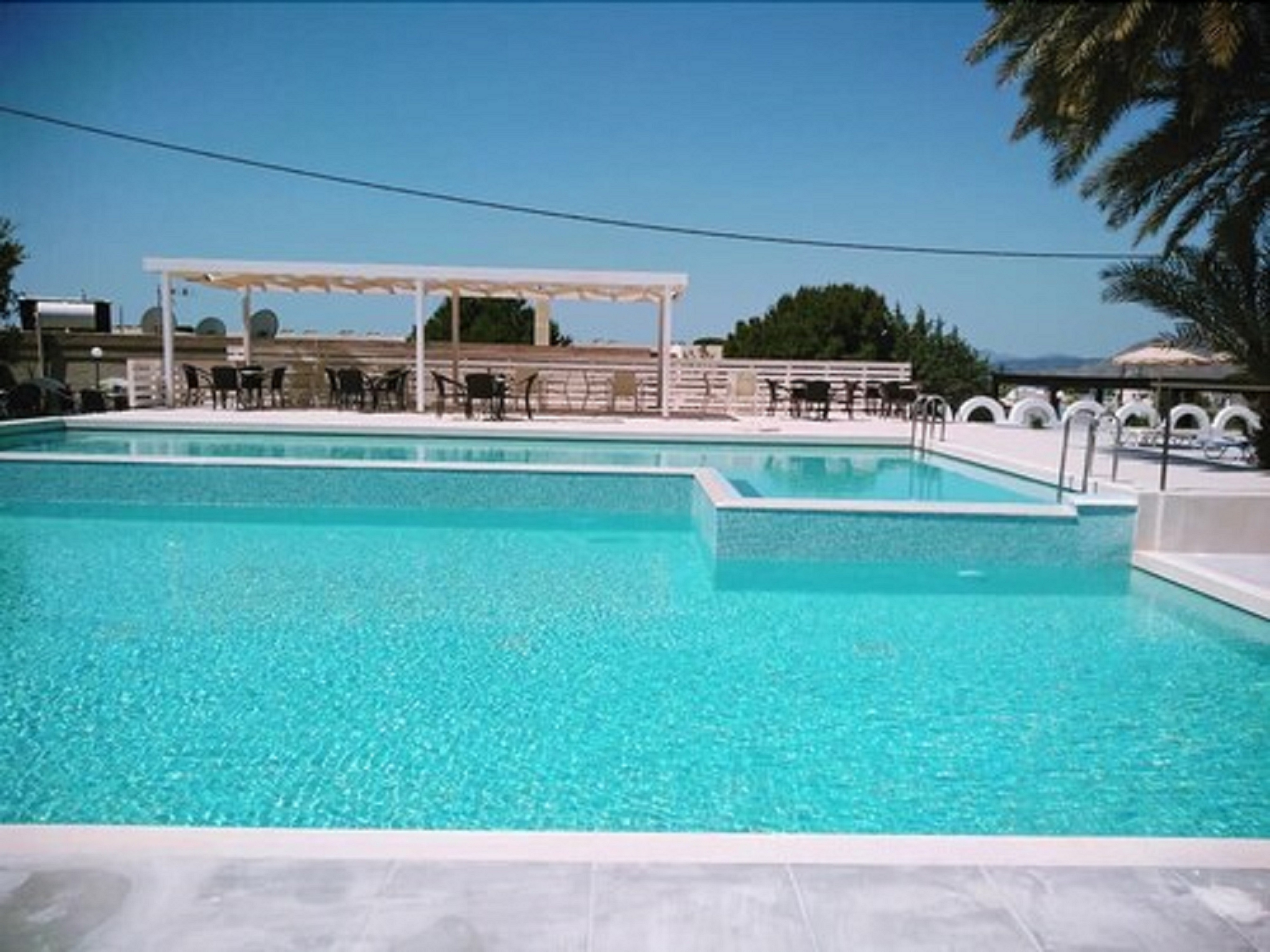 Pefkos Breeze Family Resort and Spa 11/37