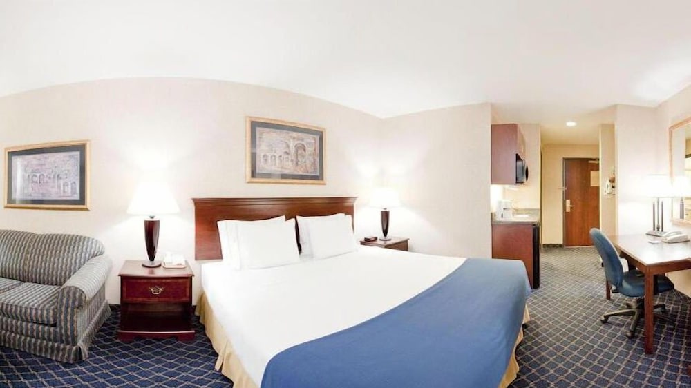 Holiday Inn Express Hotel And Suites Farmington 23/63