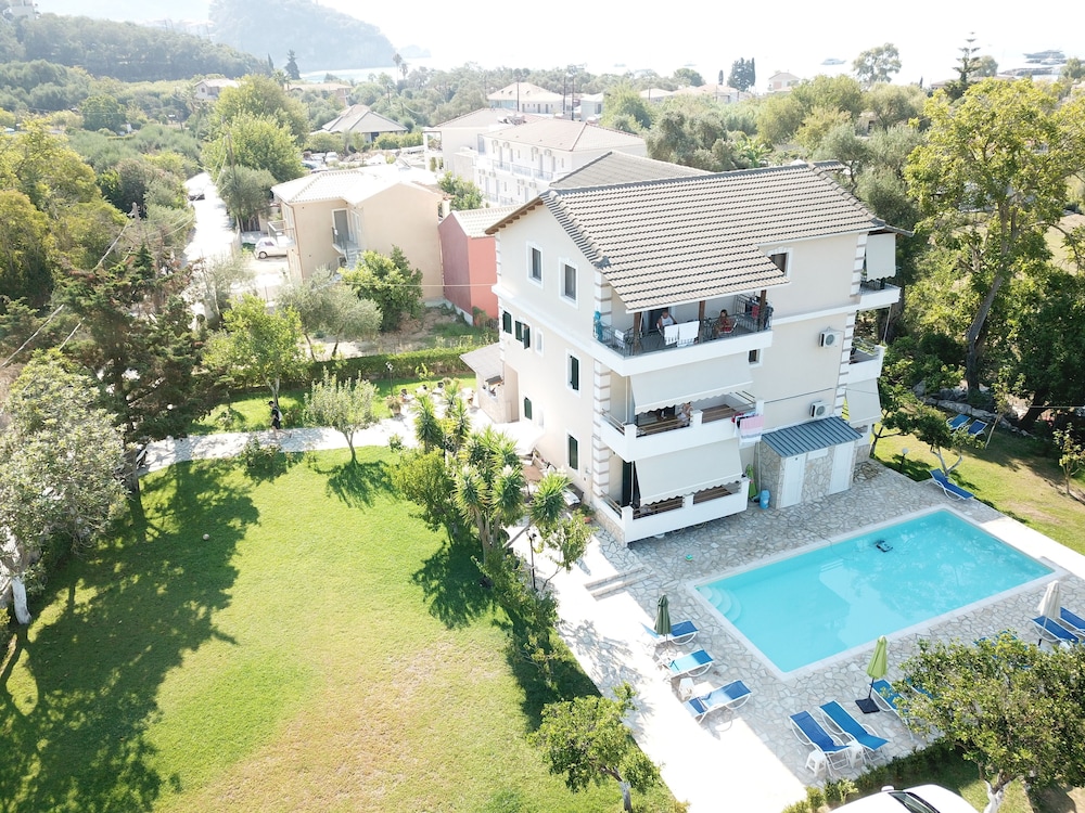 Villa Apollo Parga 39/43