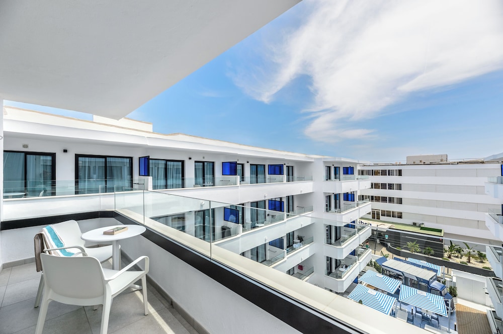 Apartamentos Vibra Jabeque Blue - Adults Only in IBIZA