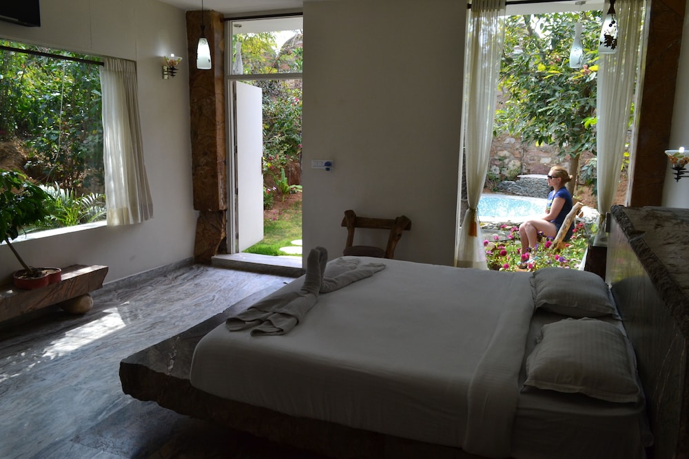 Lohagarh Fort Resort 40/91