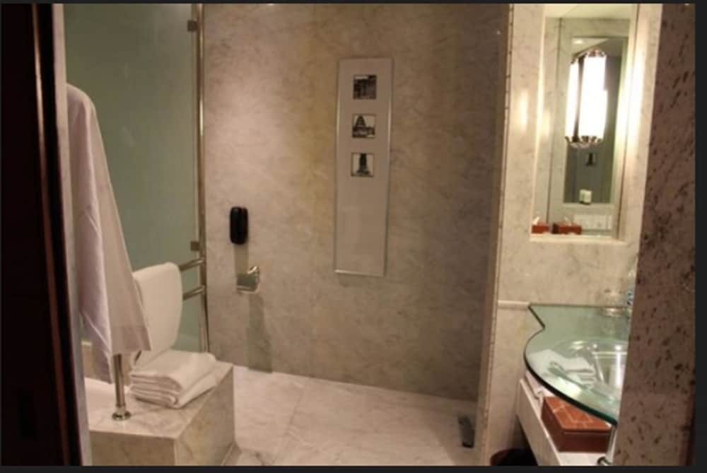 Itc Sonar A Luxury Collection Hotel 11/46