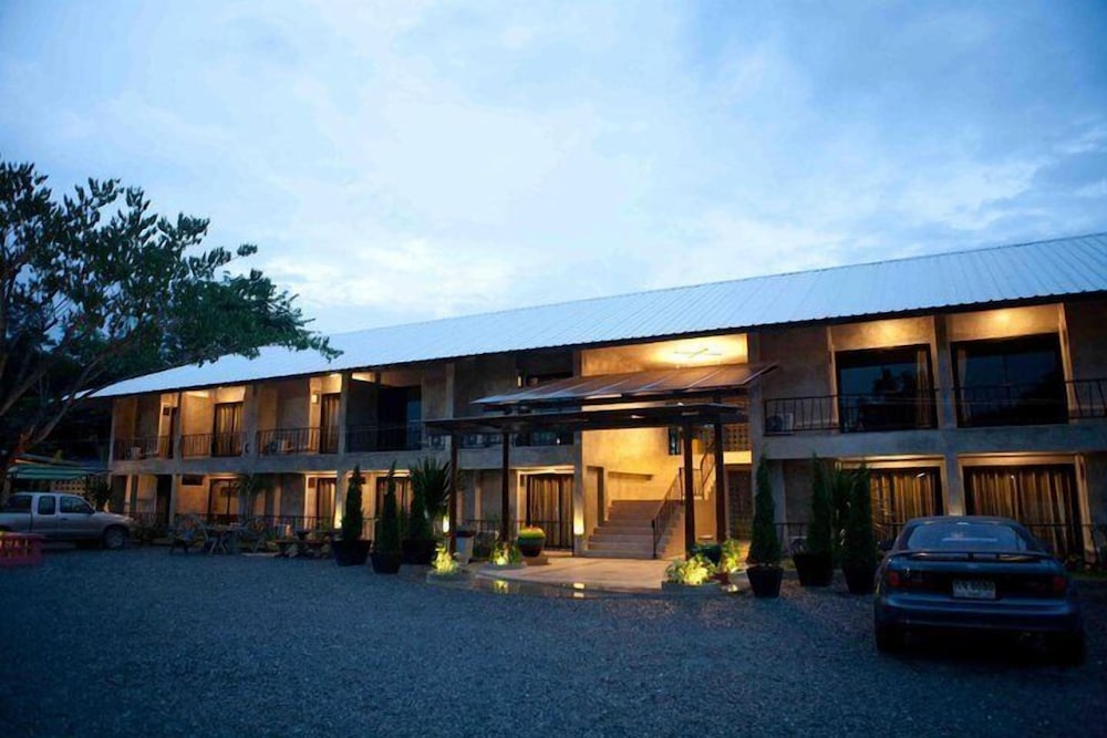 Baansuanramita Resort photo5