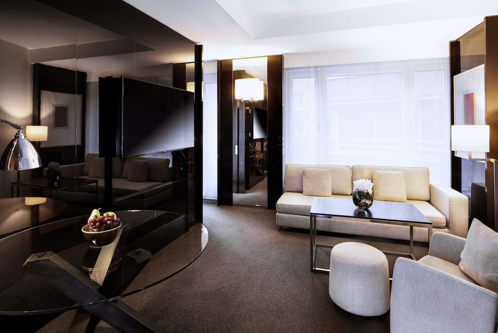 GRAND HYATT BERLIN 56/80