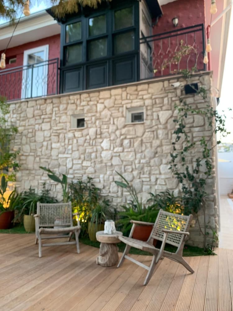 Maison Boheme Hotel 1/17