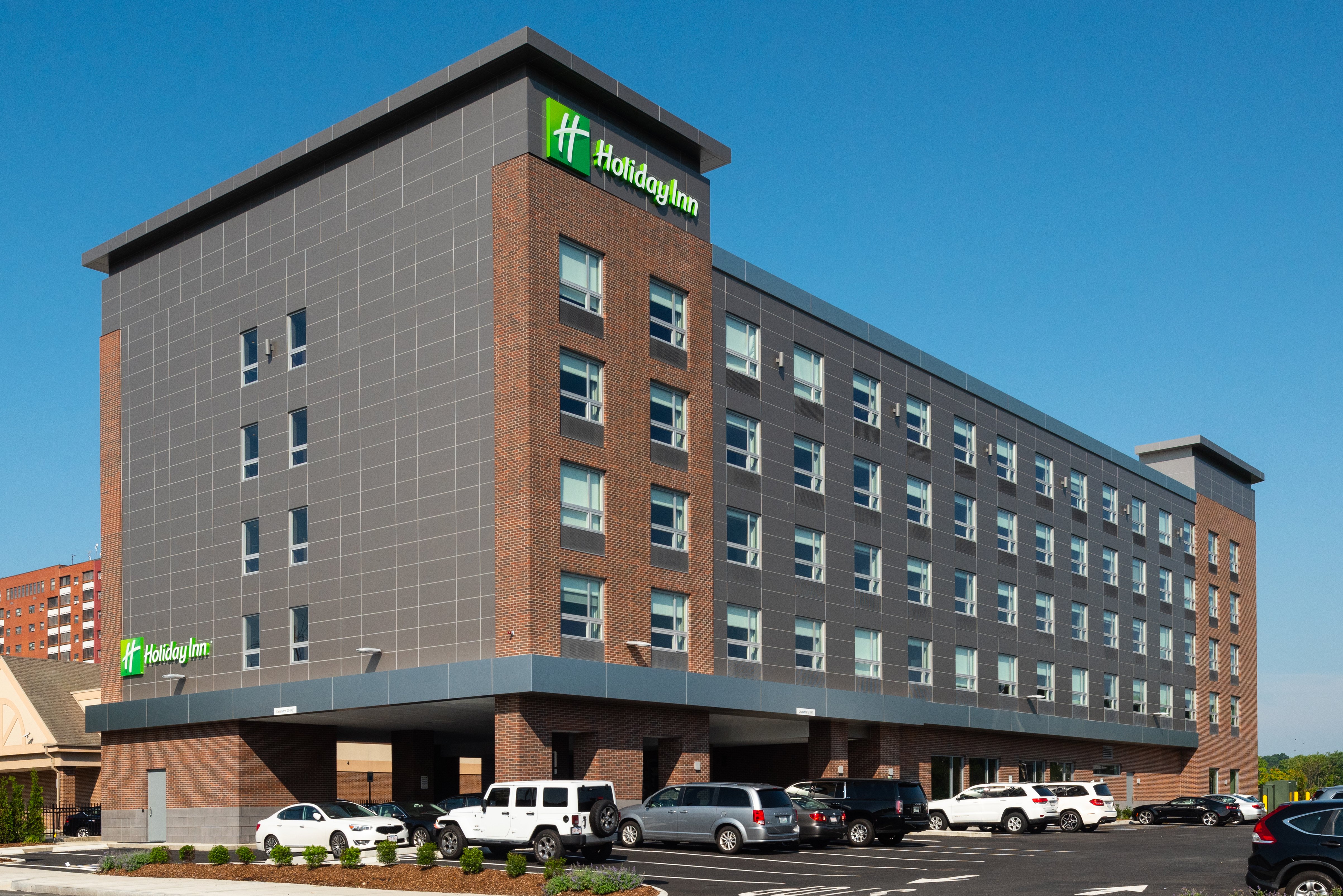 HOLIDAY INN BOSTON LOGAN AIRPORT - CHELSEA 5/64