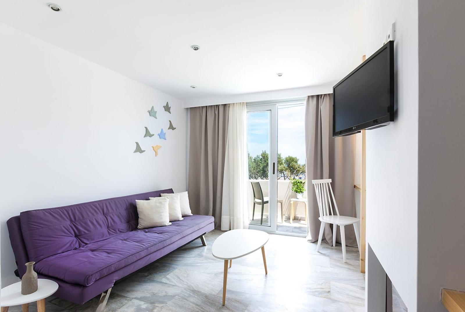 Maisonette, Sea View