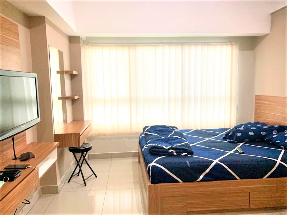 Springlake Apartment Summarecon by Veeroom by ZUZU 34/42