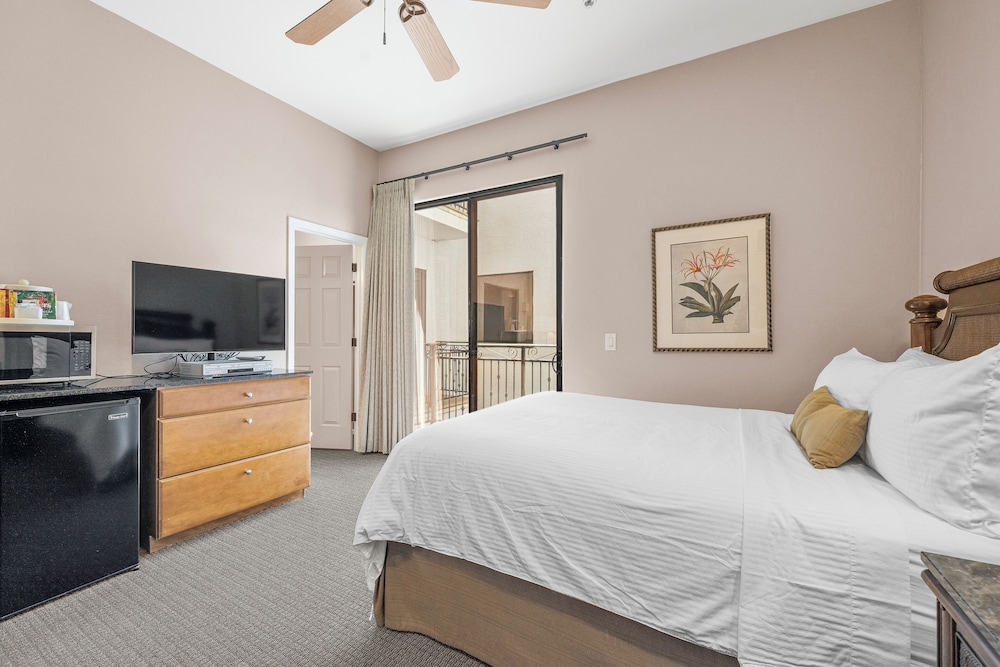 Wyndham Green Valley Canoa Ranch Resort 12/47