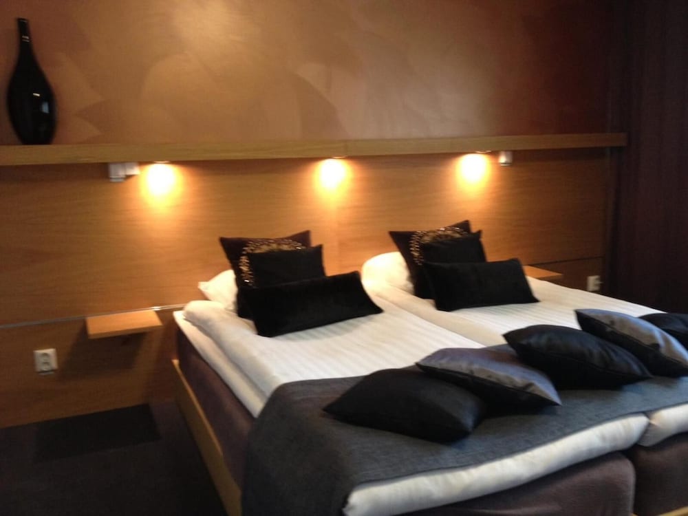 Kumla Hotel 6/38