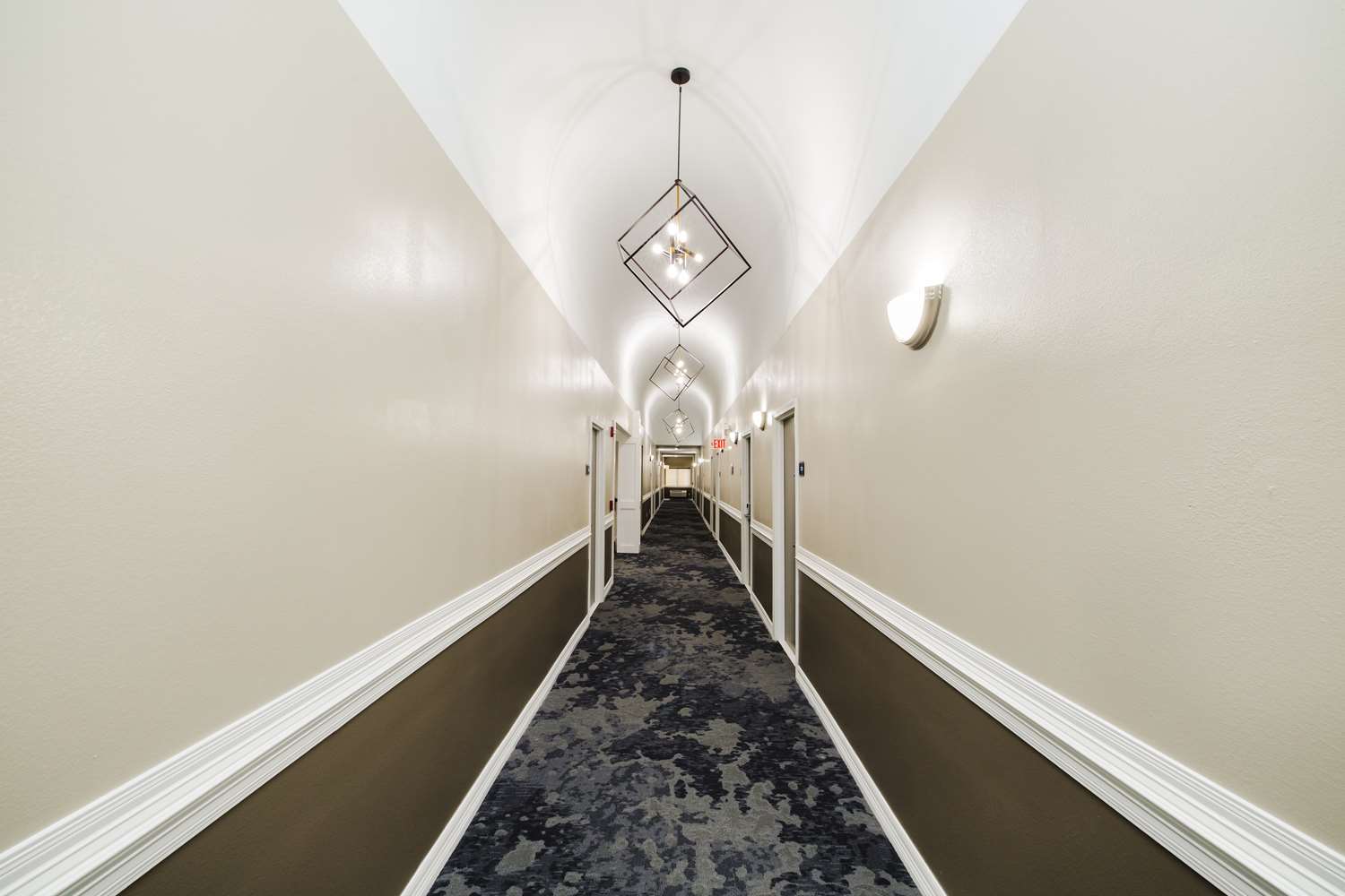 SureStay Studio by Best Western Conroe Downtown 18/26