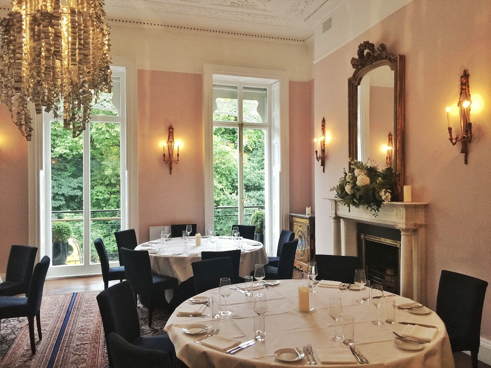 The Cliff Townhouse 33/50