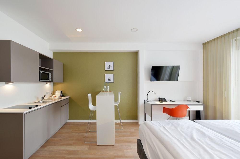 Medium, Apartment, King Bed