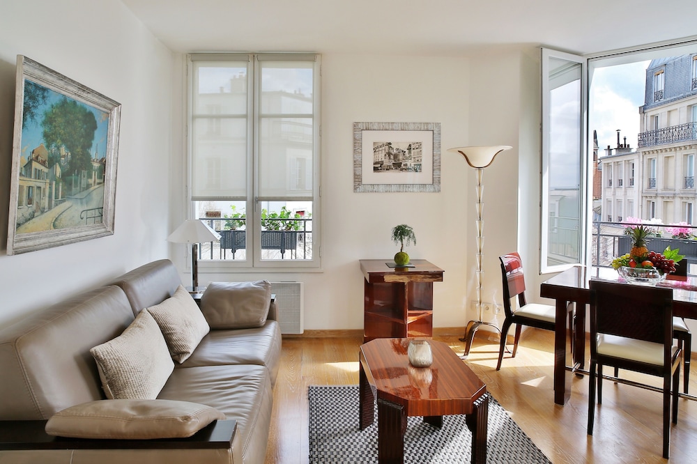 Montmartre Residence 50/74