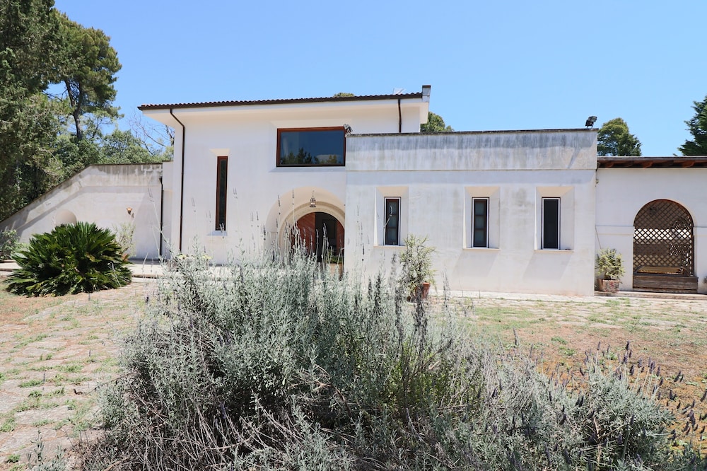Relais Delle Rose Bed And Breakfast 10/84
