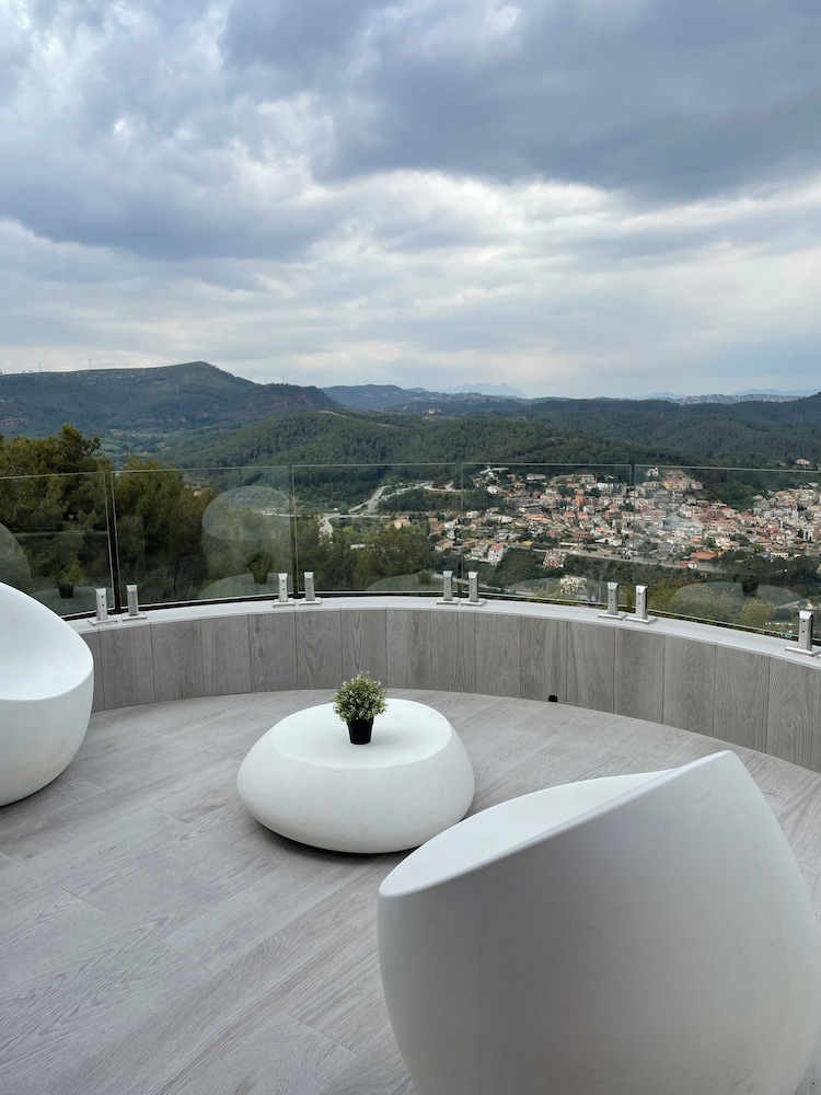 Hotel Petit Mirador 44/66