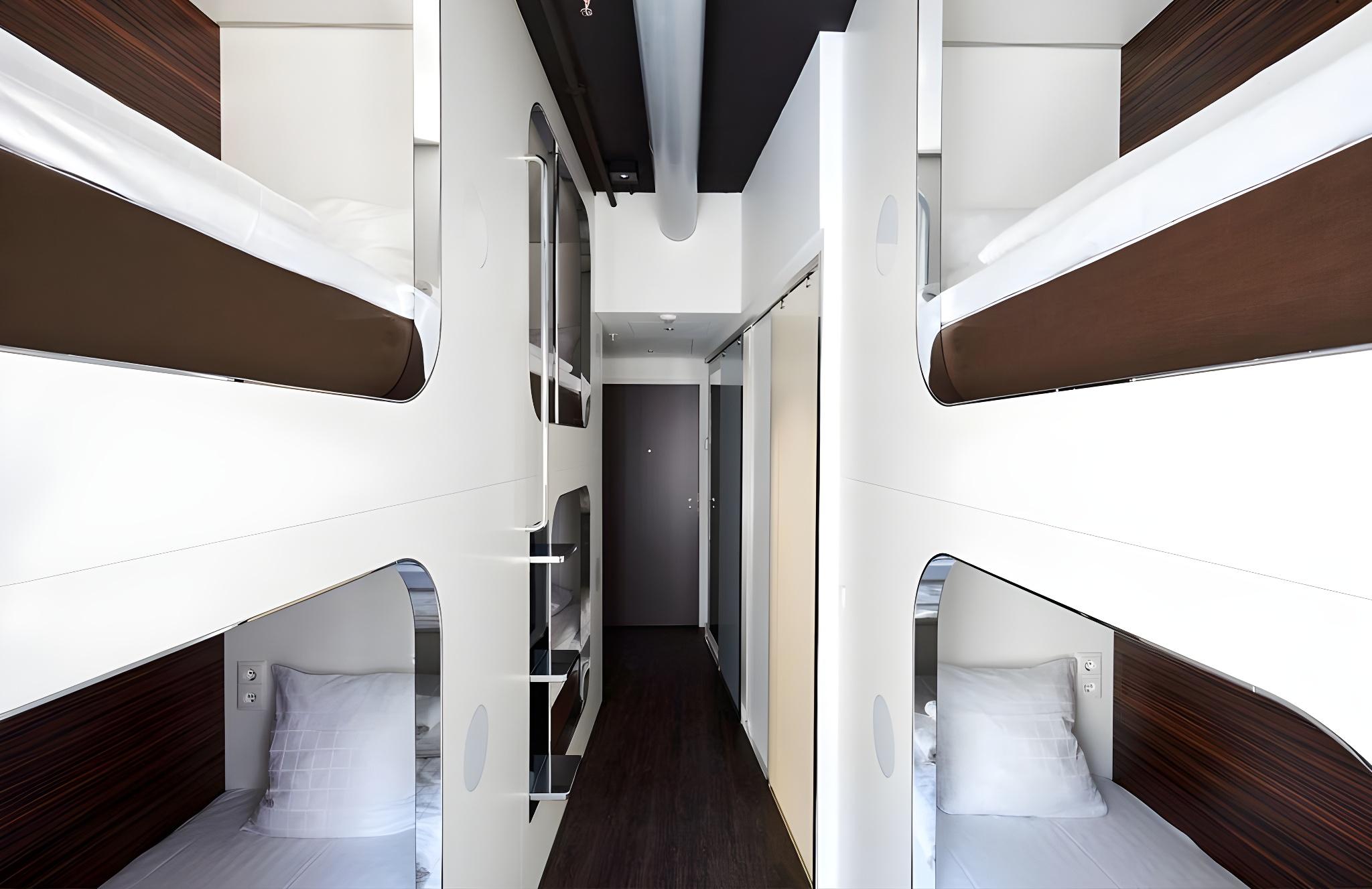 Mixed Dorm, 4 Beds
