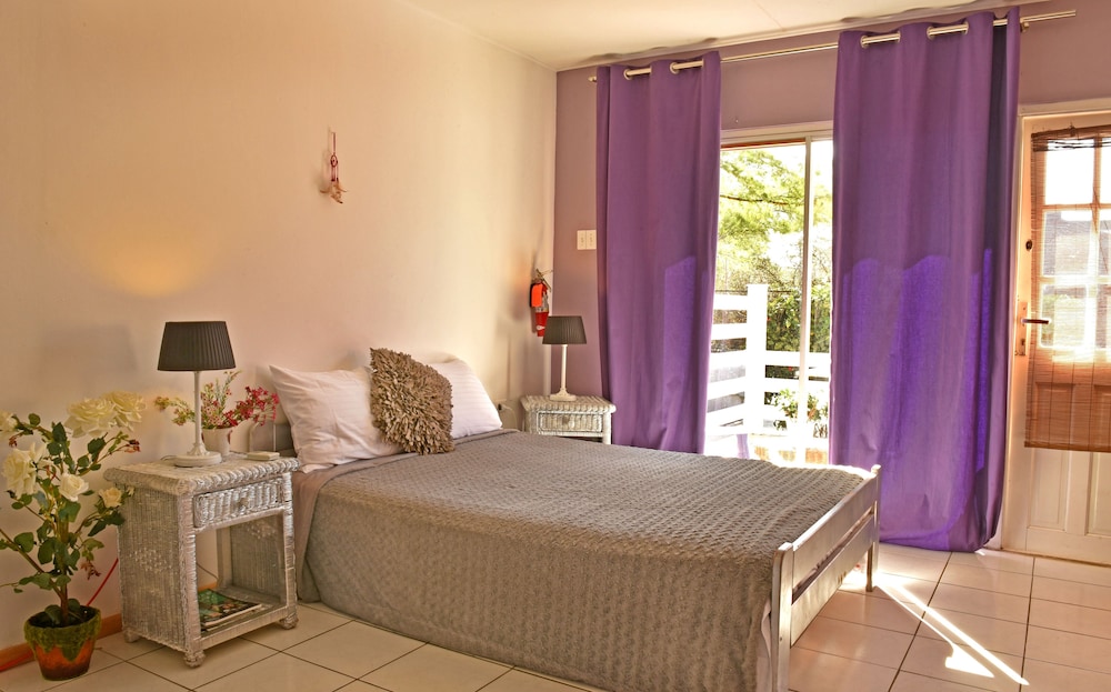 Pega Pega Apartments 6/21