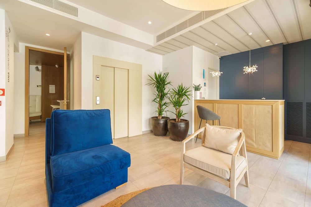 Mar Calma Hotel 13/59