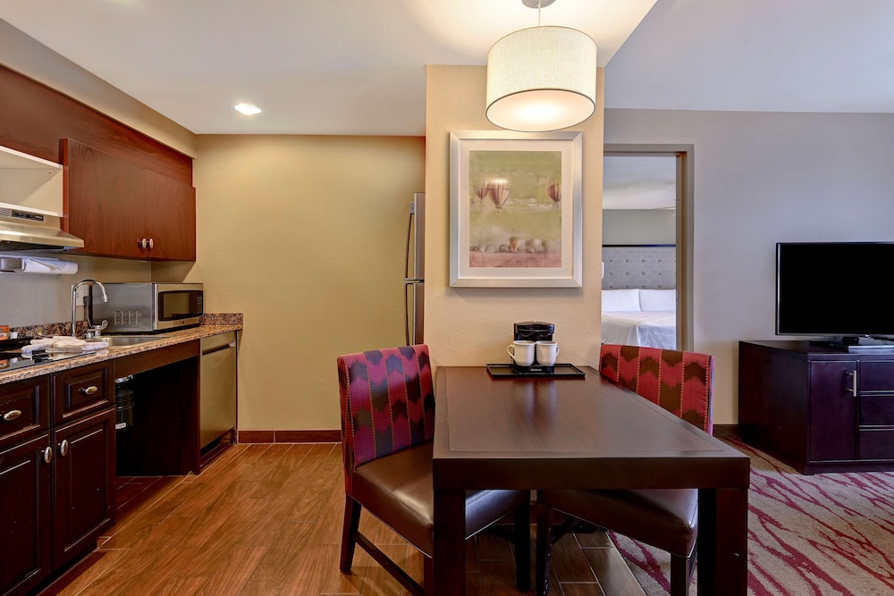 Homewood Suites by Hilton Albuquerque Airport 41/56