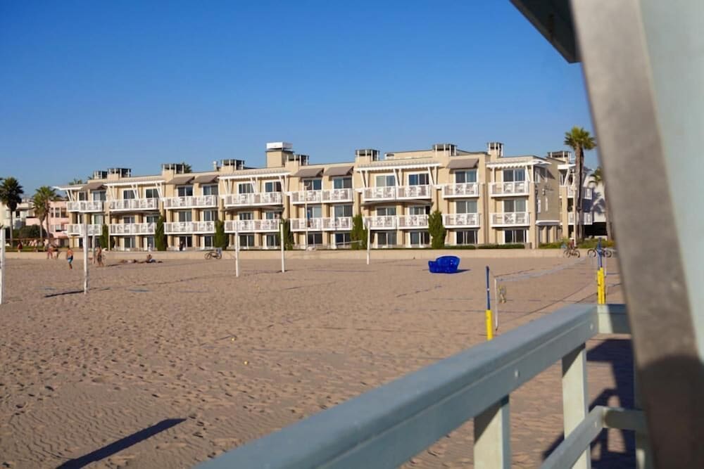 Beach House Hotel At Hermosa Beach 46/51