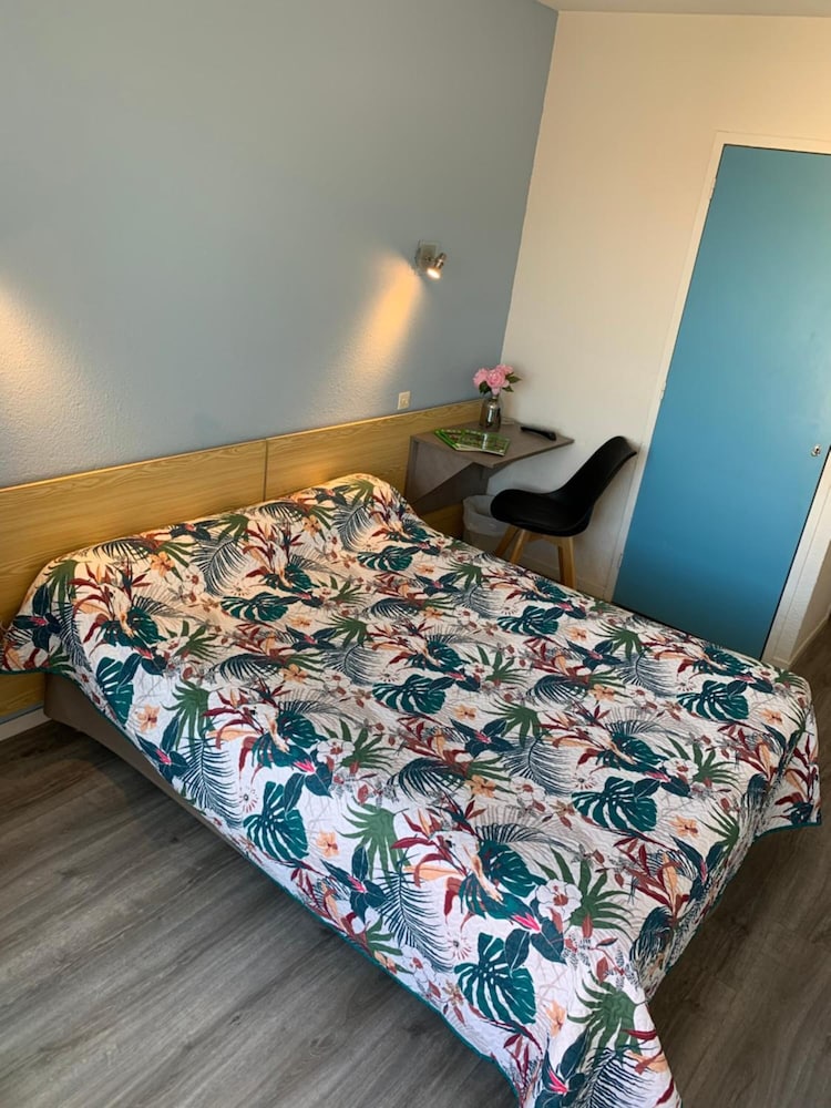 Hotel Bains Sarrailh 29/63
