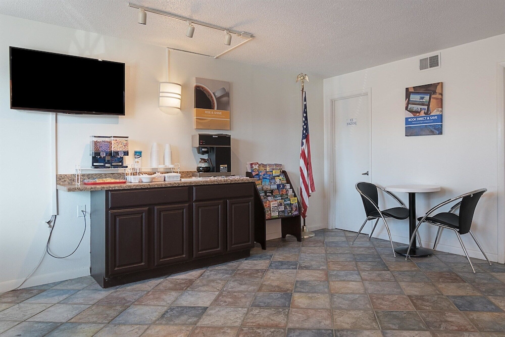 Motel6 Frackville, PA 44/56