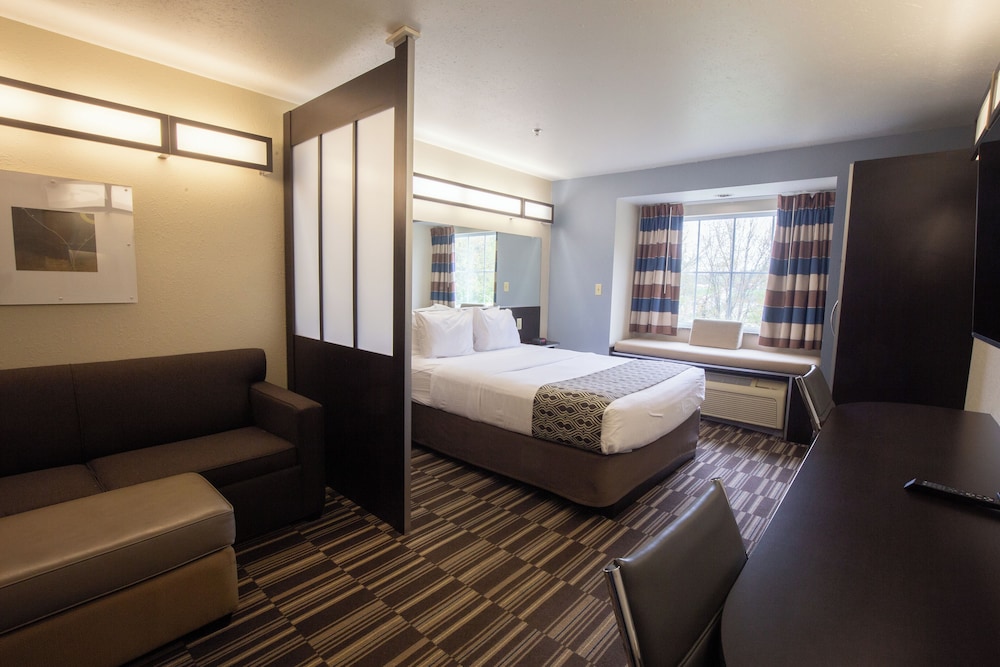 جناح بسرير كوين، Microtel Inn & Suites By Wyndham Waynesburg 9/10