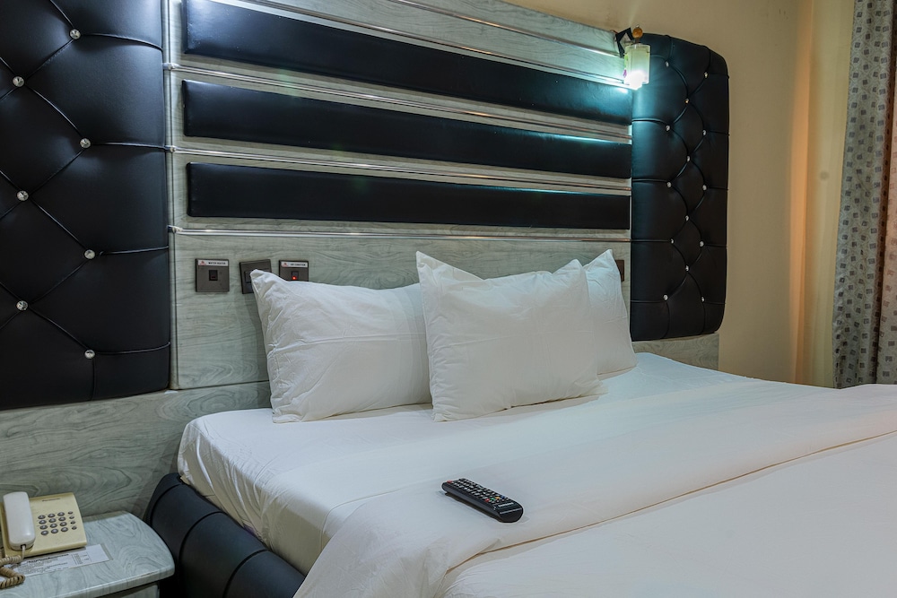Hotel de Bently 20/50