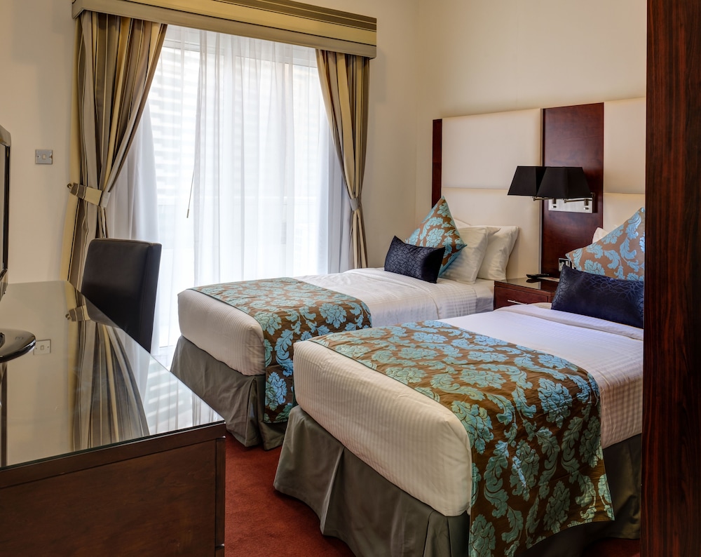 Golden Sands Hotel and Residences 17/71