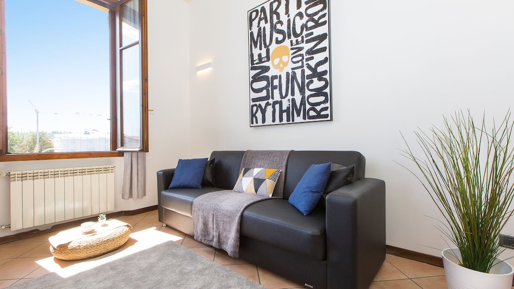 Rental In Rome Rosselli Palace Apartment 5 31/49